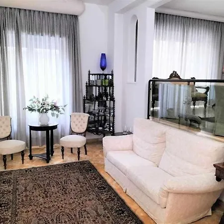 Apartment Lorenzo Il Magnifico Elegant With Two Bedrooms Florence