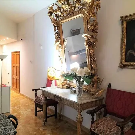 Apartment Lorenzo Il Magnifico Elegant With Two Bedrooms